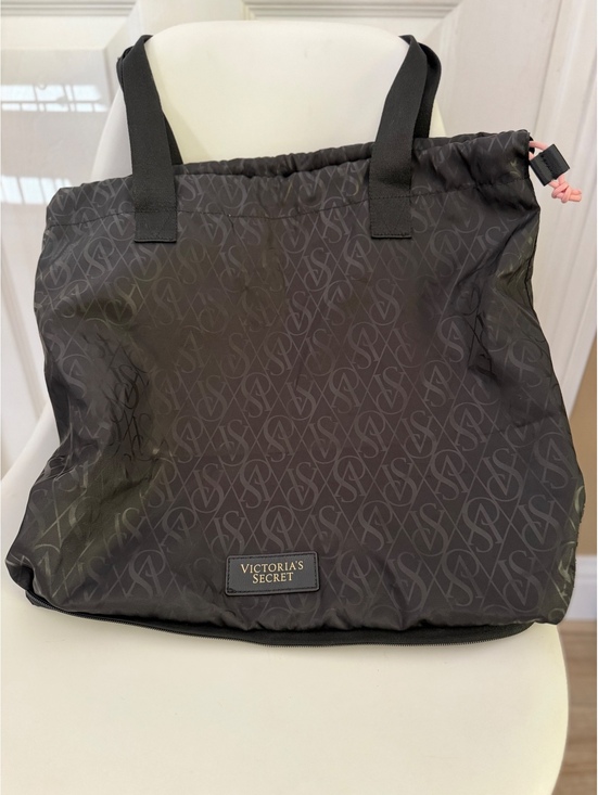 Victoria's Secret Handbags - Victoria's Secret black tote bag